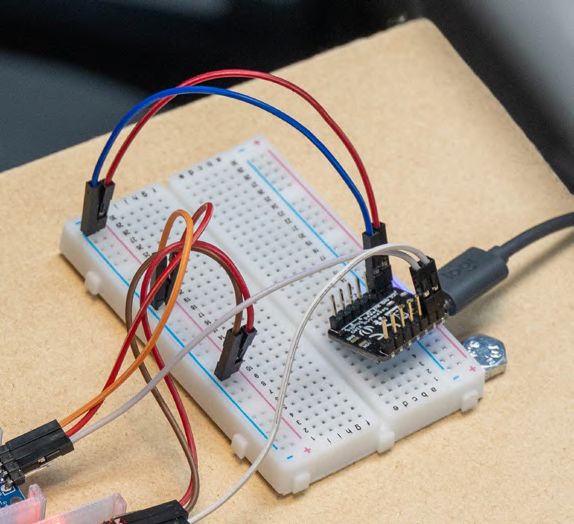 Breadboard with the sensor electronics